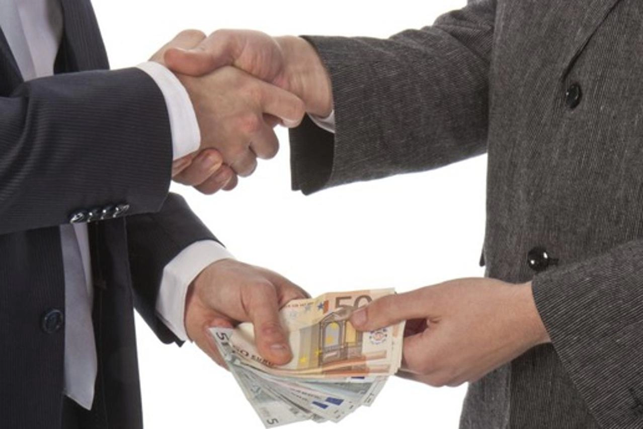 Privrednici koji financiraju stranke dobivali milijunske poslove na tenderima